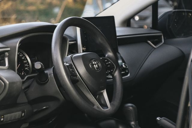 TOYOTA豐田 ALTIS  第4張相片