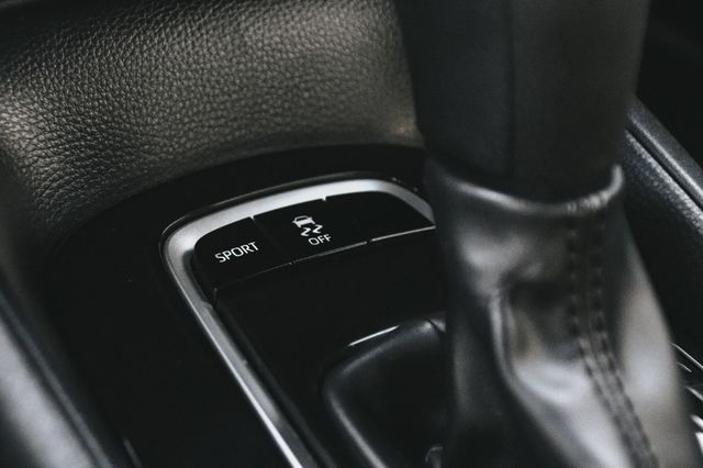 TOYOTA豐田 ALTIS  第8張相片
