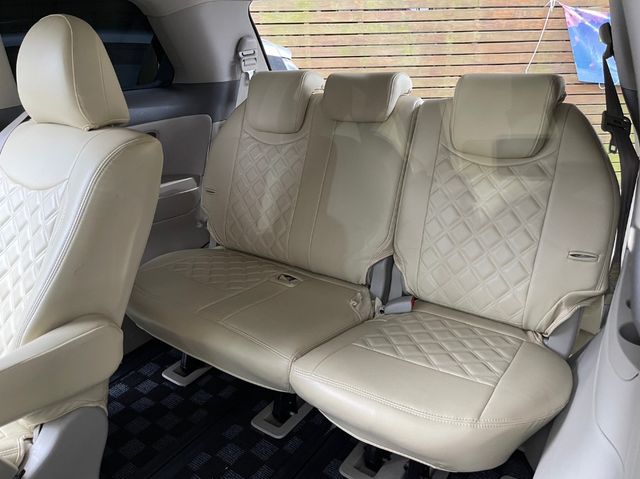 TOYOTA豐田 PREVIA  第7張相片