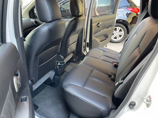 NISSAN日產 LIVINA  第12張相片