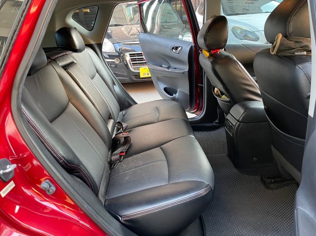 NISSAN日產 TIIDA  第8張相片