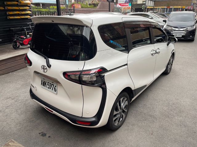 TOYOTA豐田 SIENTA  第2張相片