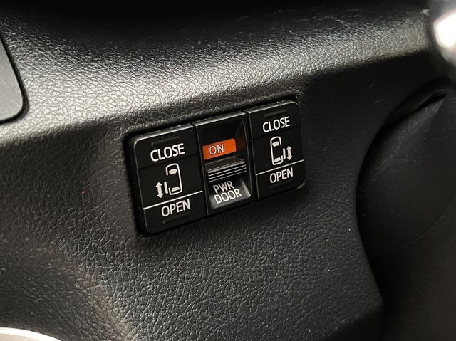 TOYOTA豐田 SIENTA  第14張相片