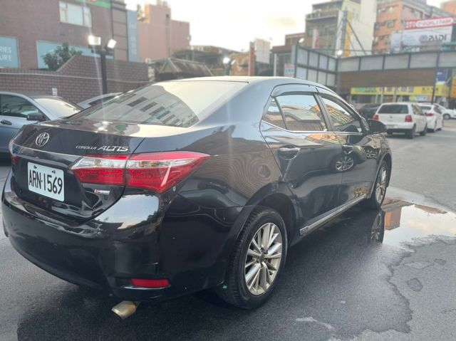 TOYOTA豐田 ALTIS  第2張相片