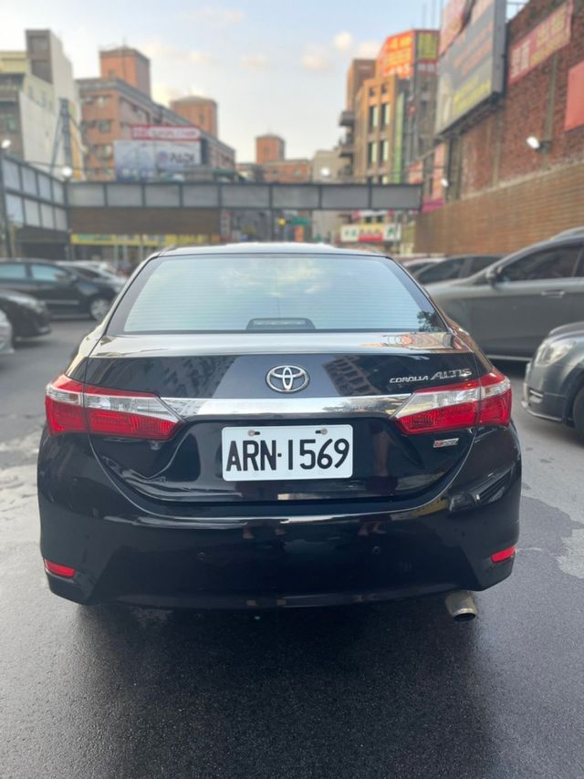 TOYOTA豐田 ALTIS  第4張相片