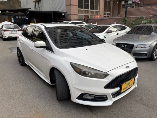 FORD福特 FOCUS  第8張相片
