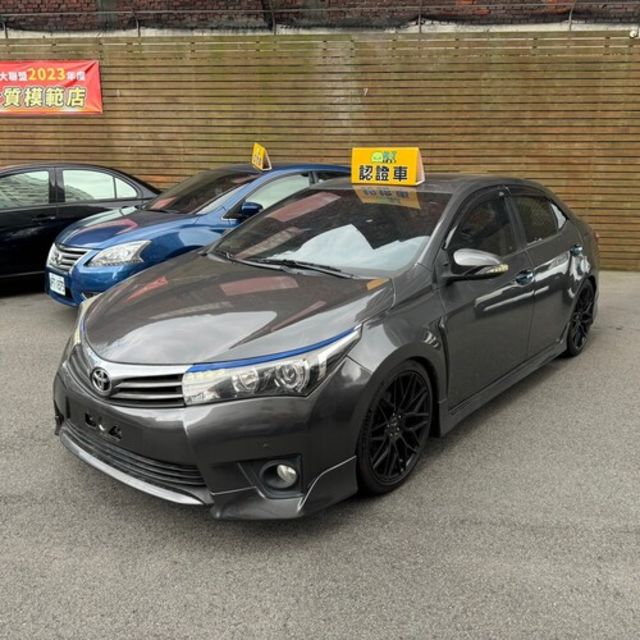 TOYOTA豐田 ALTIS  第1張相片