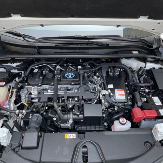 TOYOTA豐田 COROLLA ALTIS HYBRID  第6張相片
