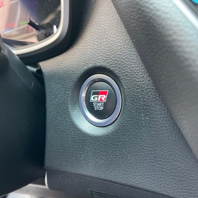 TOYOTA豐田 COROLLA ALTIS HYBRID  第9張相片