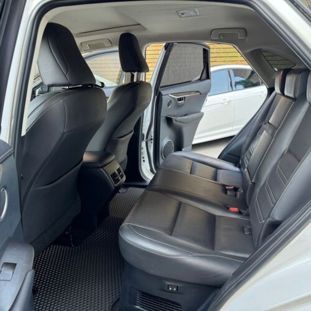 LEXUS凌志 NX300H  第15張相片