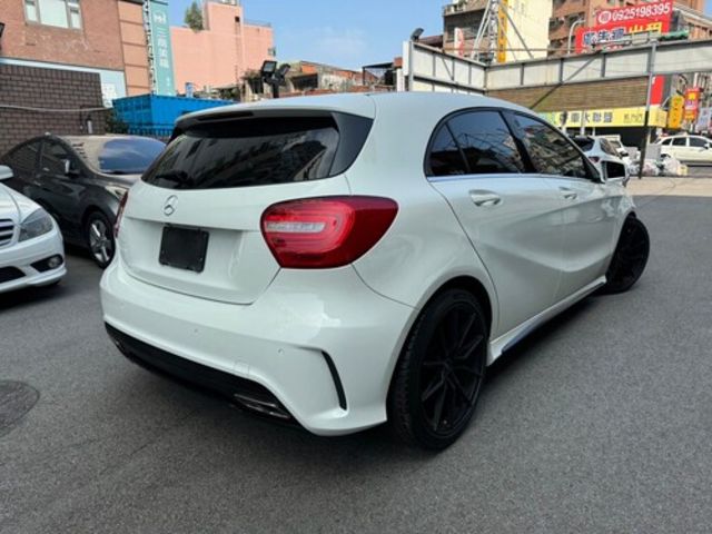 M-BENZ賓士 A180  第2張相片