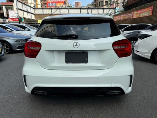M-BENZ賓士 A180  第4張相片