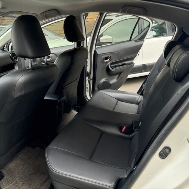 TOYOTA豐田 PRIUS C  第9張相片