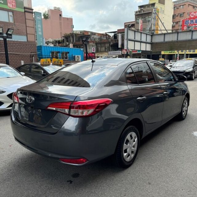 TOYOTA豐田 VIOS  第2張相片
