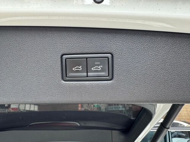 VOLKSWAGEN福斯 TIGUAN  第16張相片