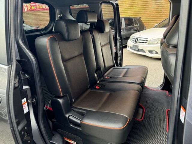 TOYOTA豐田 SIENTA  第12張相片