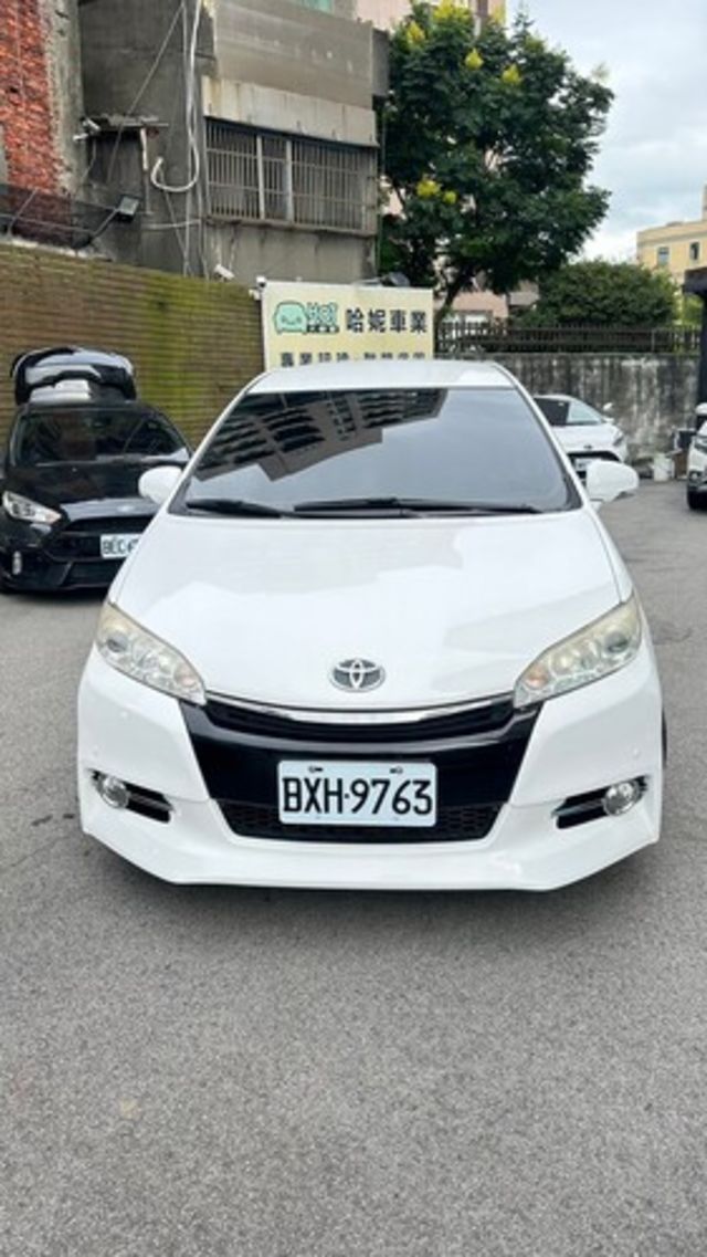 TOYOTA豐田 WISH  第3張相片
