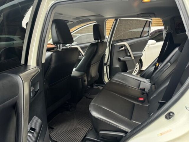 TOYOTA豐田 RAV4  第9張相片