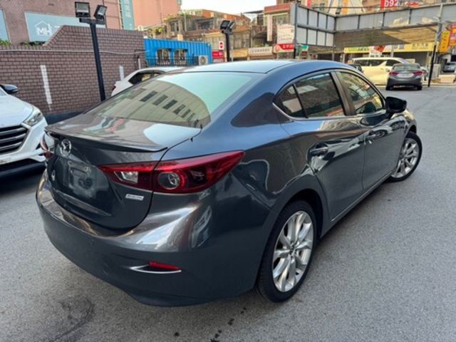 MAZDA馬自達 MAZDA 3  第2張相片