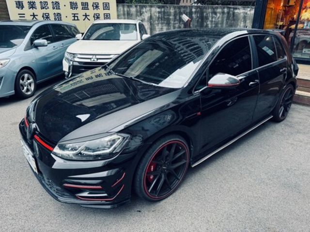 VOLKSWAGEN福斯 GOLF  第1張相片
