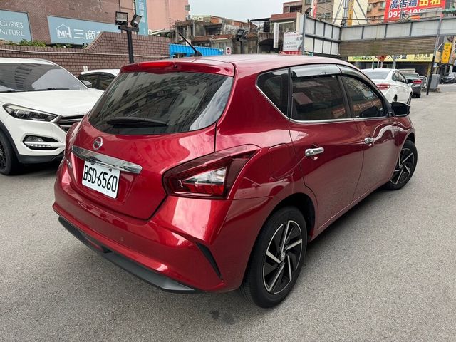 NISSAN日產 TIIDA  第2張相片