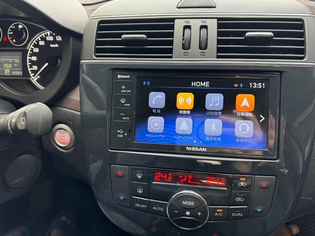 NISSAN日產 TIIDA  第6張相片