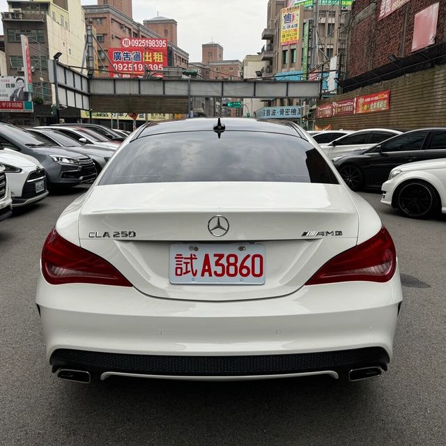 M-BENZ賓士 CLA250  第4張相片