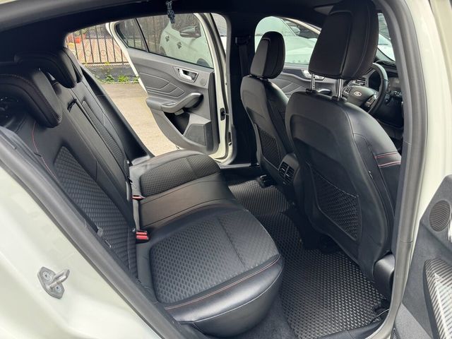 FORD福特 FOCUS  第13張相片