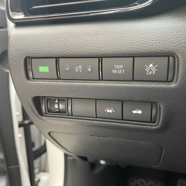 NISSAN日產 SENTRA  第13張相片