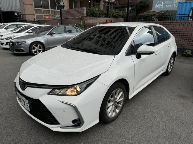 TOYOTA豐田 ALTIS  第1張相片
