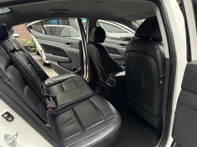 TOYOTA豐田 ALTIS  第13張相片