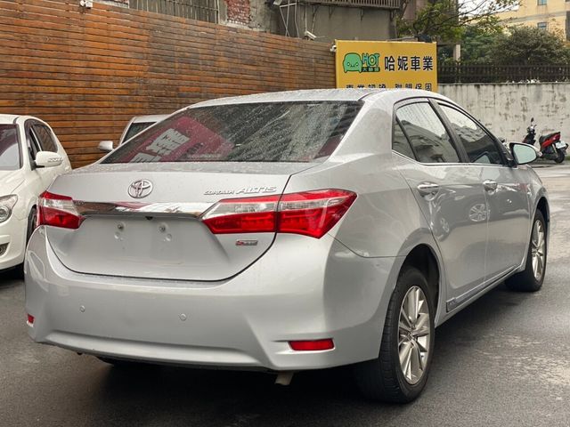 TOYOTA豐田 ALTIS  第4張相片