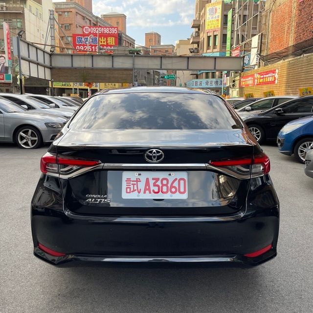 TOYOTA豐田 RAV4  第2張相片