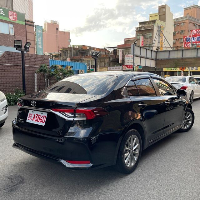 TOYOTA豐田 RAV4  第3張相片