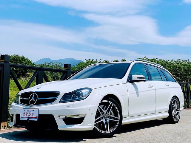 Benz 賓士c63 Amg 中古車的價格 Findcar 找車網