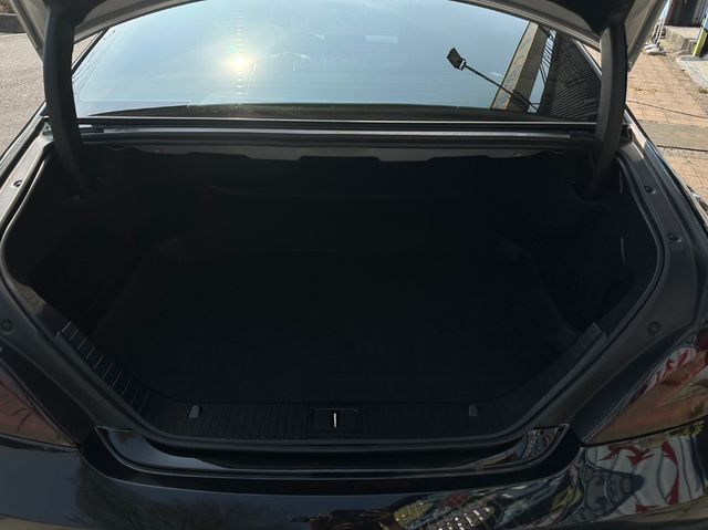 M-BENZ賓士 CLS400  第5張相片