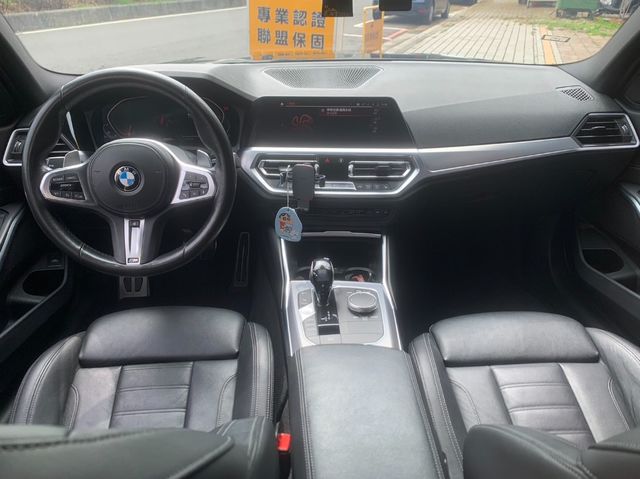 BMW寶馬 330I  第3張相片