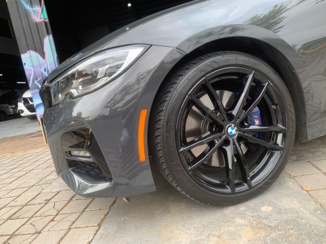 BMW寶馬 330I  第10張相片