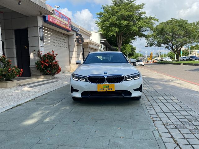 BMW寶馬 330I  第3張相片