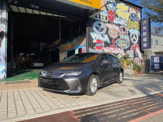 TOYOTA豐田 ALTIS  第1張相片