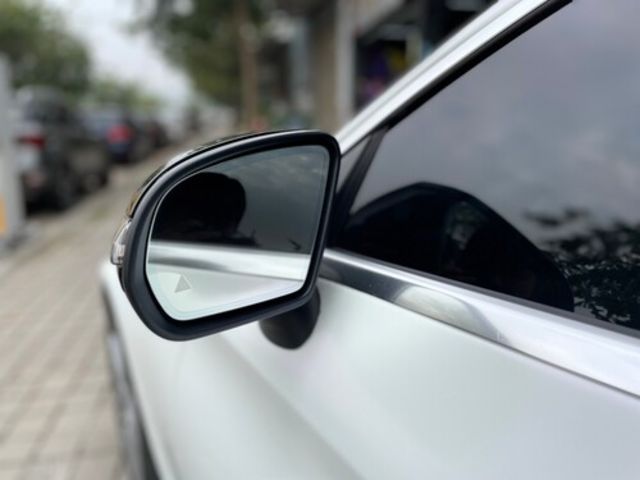 M-BENZ賓士 C300  第15張相片