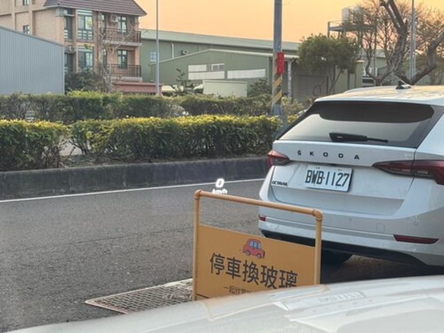 M-BENZ賓士 C300  第5張相片