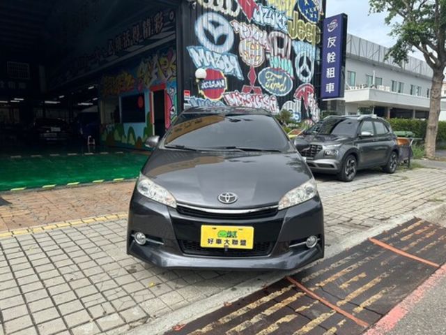 TOYOTA豐田 WISH  第3張相片