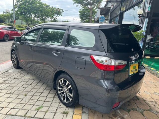 TOYOTA豐田 WISH  第4張相片