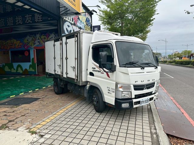 MITSUBISHI三菱 CANTER  第1張相片