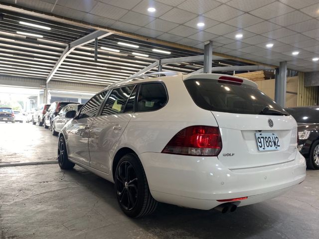 VOLKSWAGEN福斯 GOLF  第9張相片