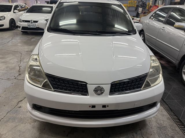 NISSAN日產 TIIDA  第3張相片
