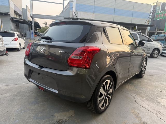 SUZUKI鈴木 SWIFT  第2張相片