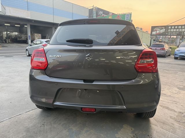 SUZUKI鈴木 SWIFT  第4張相片