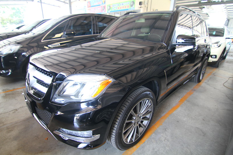 BENZ GLK350 AMG 不二價 全景天窗 認證優質車 實車在店 歡迎預約  第1張相片
